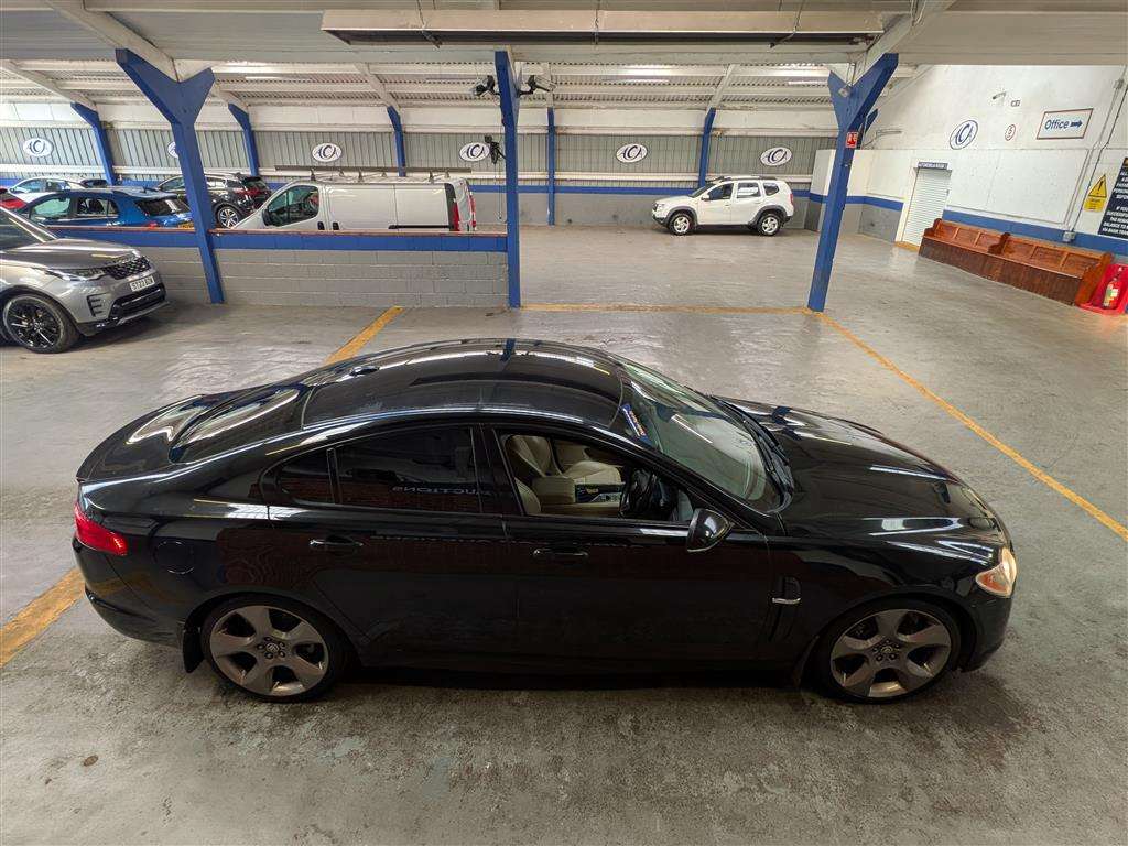 <p>2010 JAGUAR XF S PREMIUM LUXURY V6 AUTO</p>