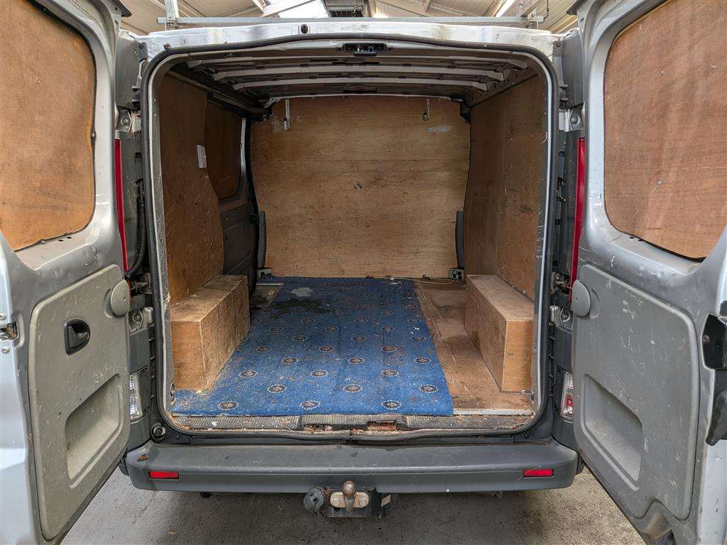 <p>2008 VAUXHALL VIVARO 2700 CDTI SWB</p>
