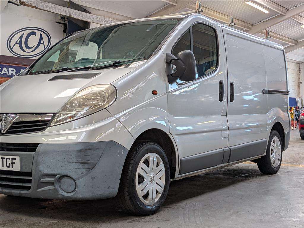 <p>2008 VAUXHALL VIVARO 2700 CDTI SWB</p>