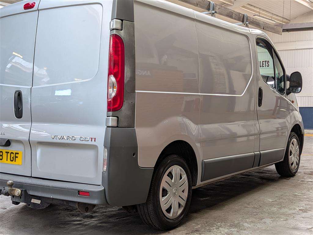 <p>2008 VAUXHALL VIVARO 2700 CDTI SWB</p>