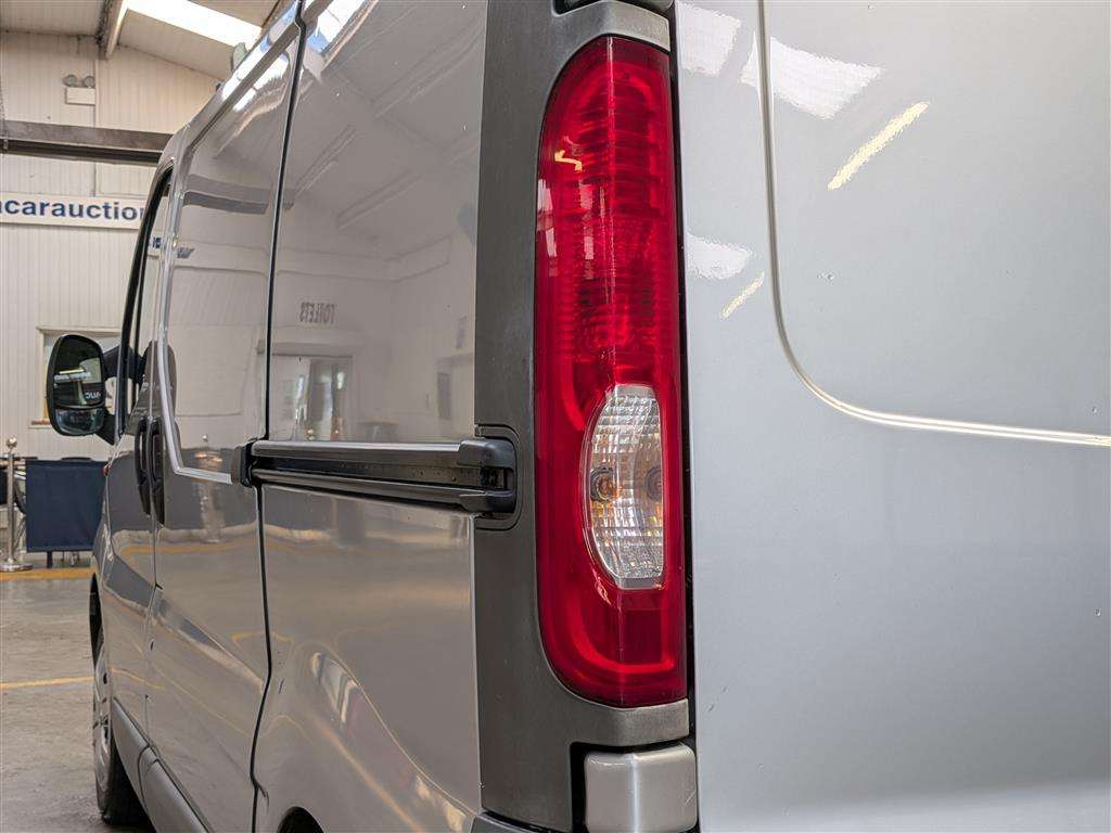<p>2008 VAUXHALL VIVARO 2700 CDTI SWB</p>