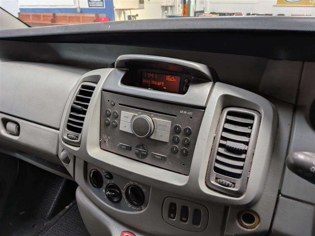 <p>2008 VAUXHALL VIVARO 2700 CDTI SWB</p>