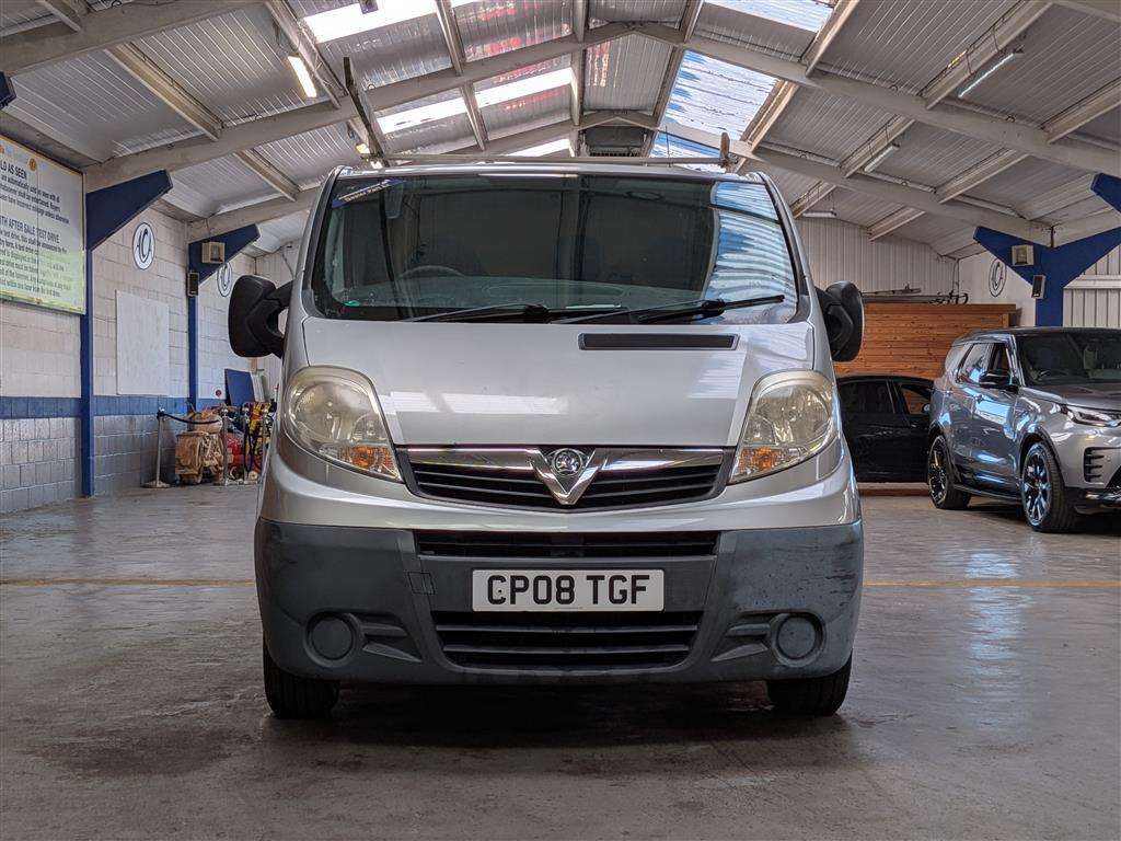 <p>2008 VAUXHALL VIVARO 2700 CDTI SWB</p>