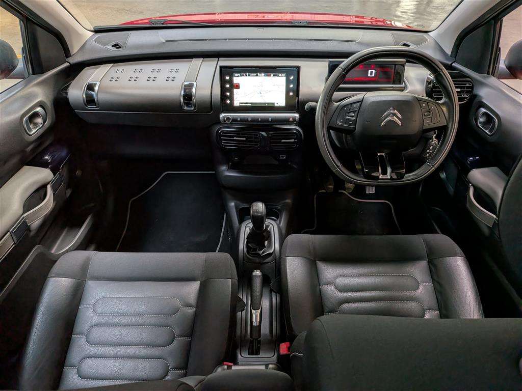 <p>2015 CITROEN C4 CACTUS FEEL BLUEHDI</p>