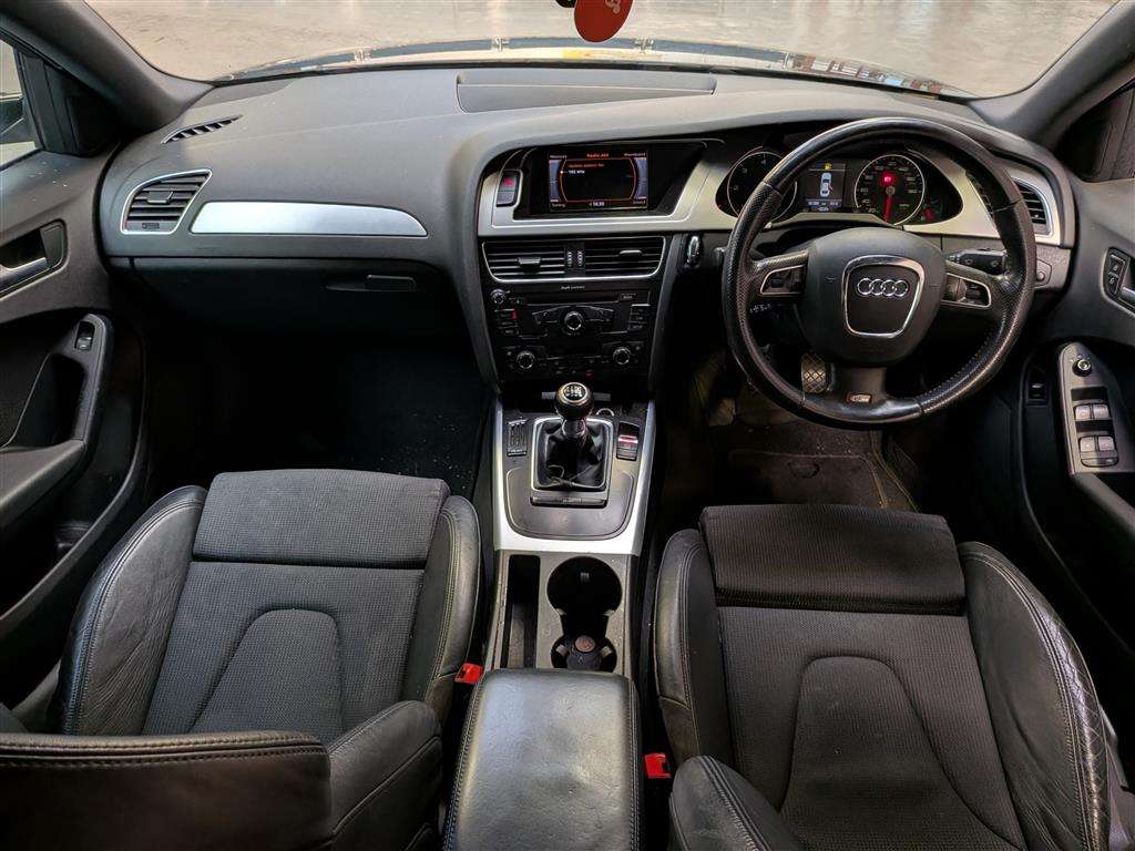 <p>2011 AUDI A4 S LINE TDI</p>