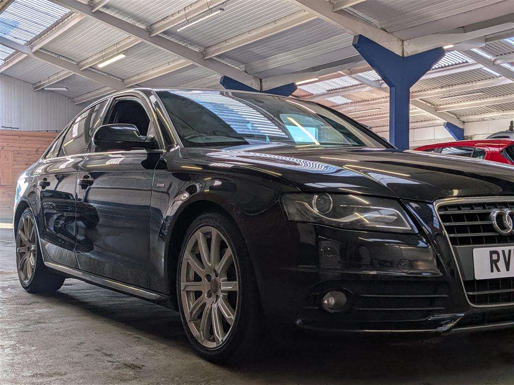 <p>2011 AUDI A4 S LINE TDI</p>