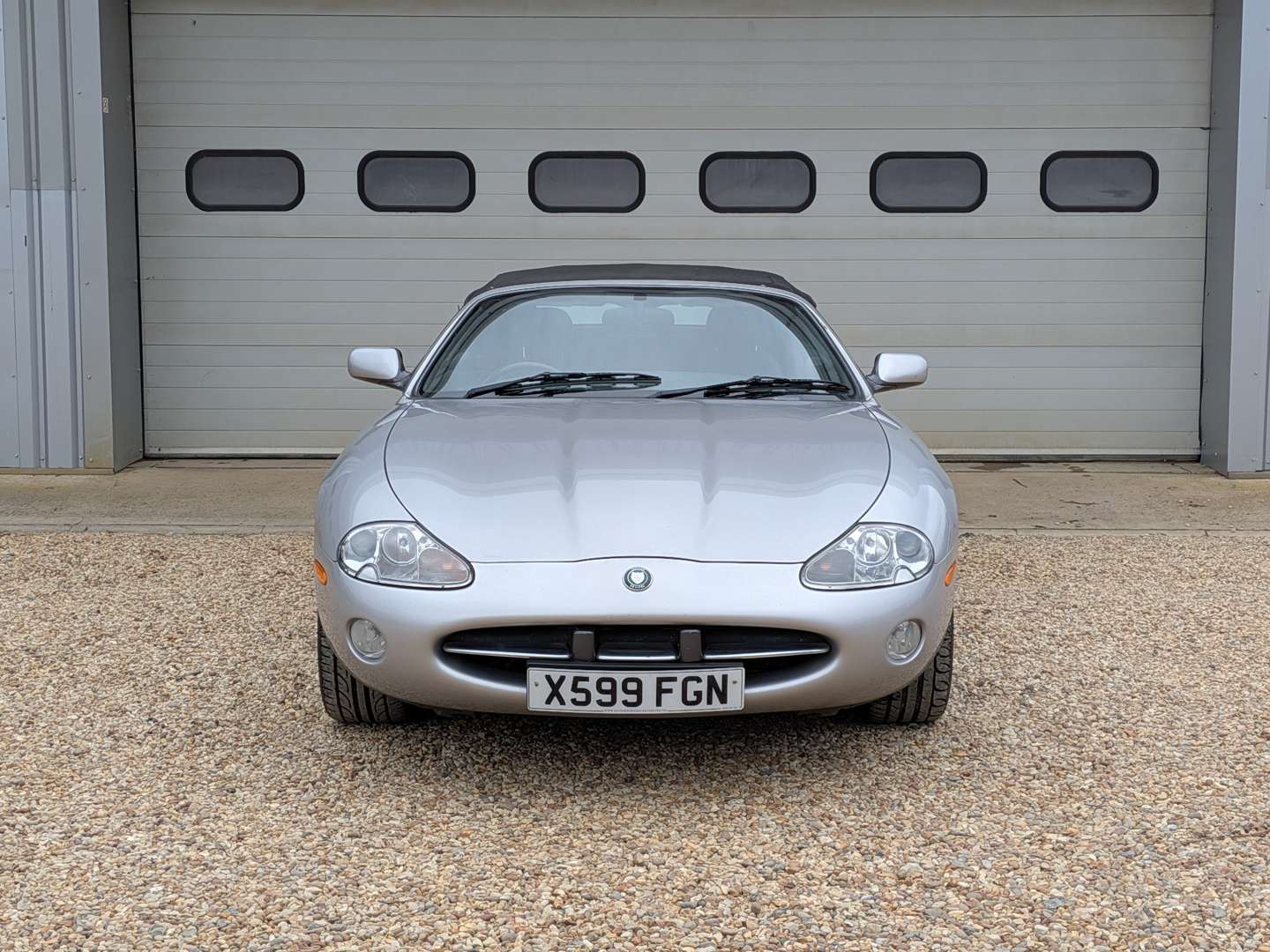 <p>2001 JAGUAR XK8 CONVERTIBLE AUTO</p>