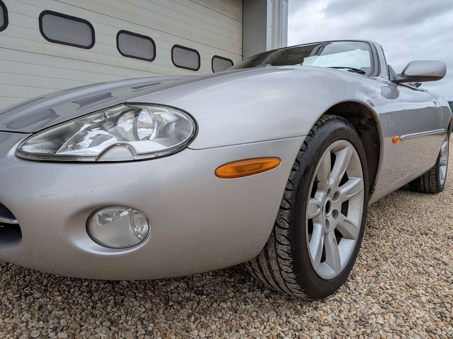 <p>2001 JAGUAR XK8 CONVERTIBLE AUTO</p>