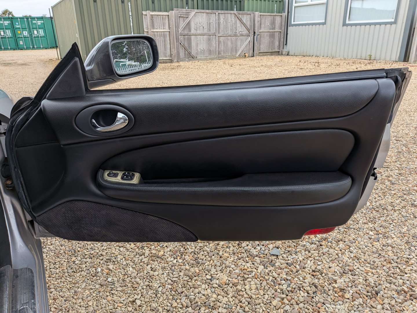 <p>2001 JAGUAR XK8 CONVERTIBLE AUTO</p>
