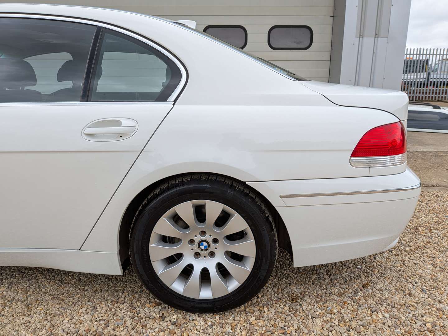 <p>2005 BMW 760I E66 LWB</p>