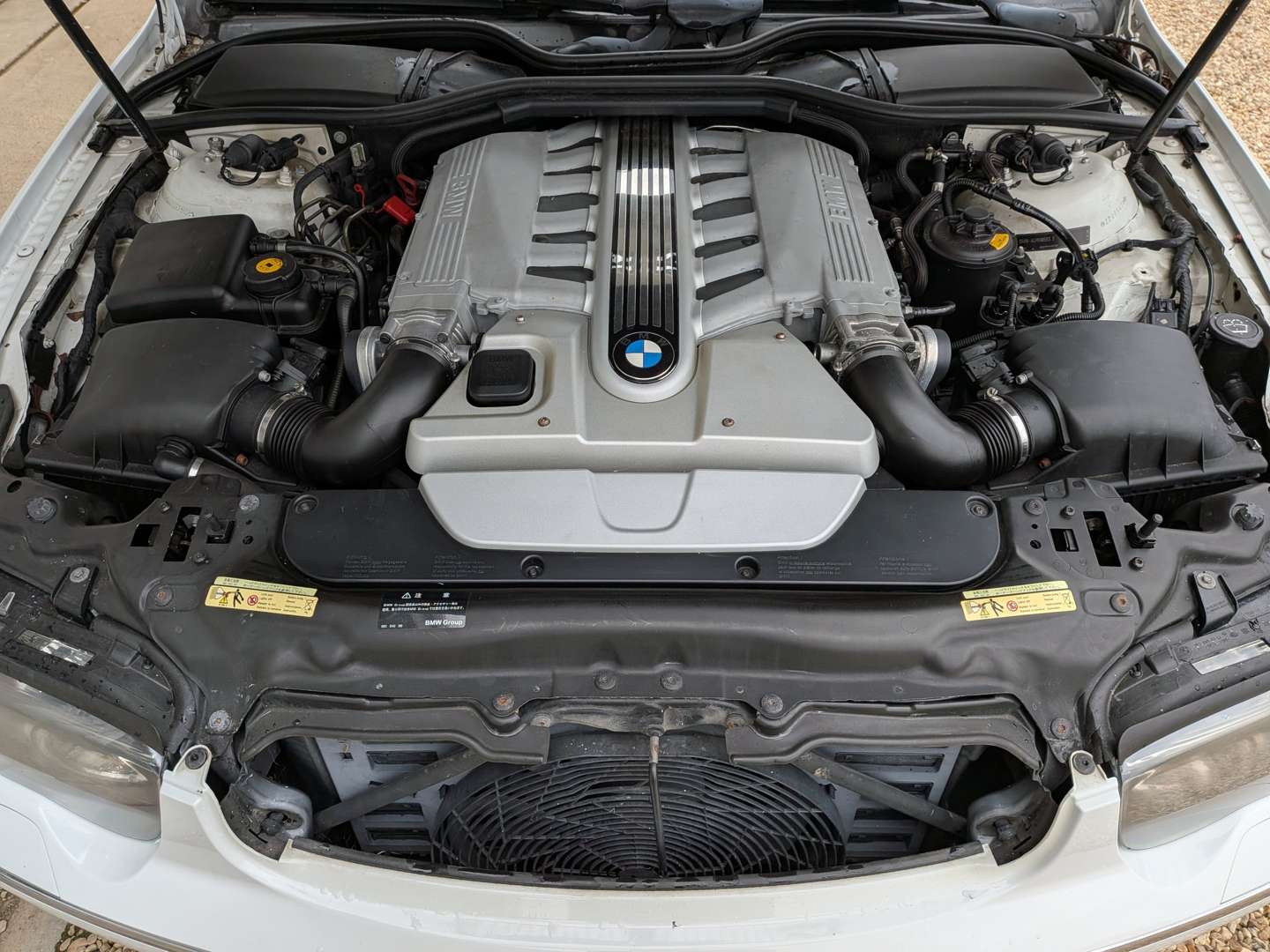 <p>2005 BMW 760I E66 LWB</p>