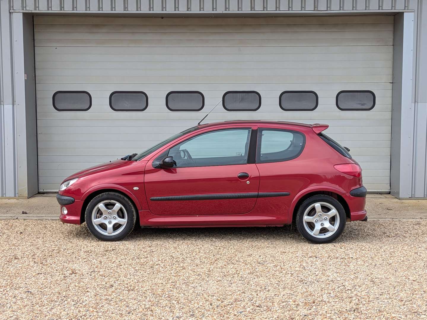 <p>1999 PEUGEOT 206 GTI</p>