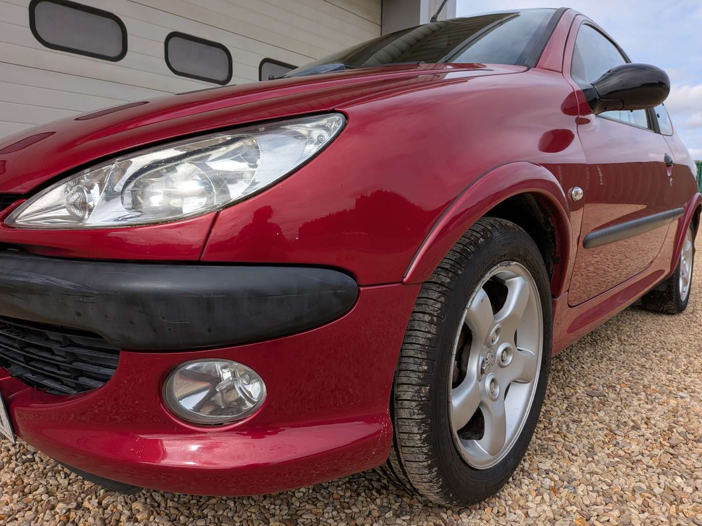 <p>1999 PEUGEOT 206 GTI</p>