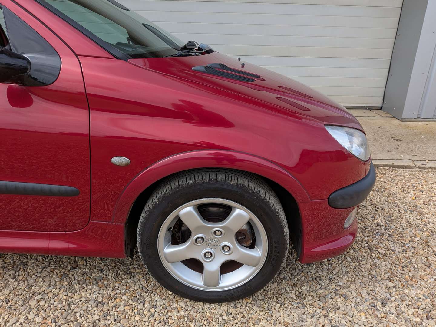 <p>1999 PEUGEOT 206 GTI</p>