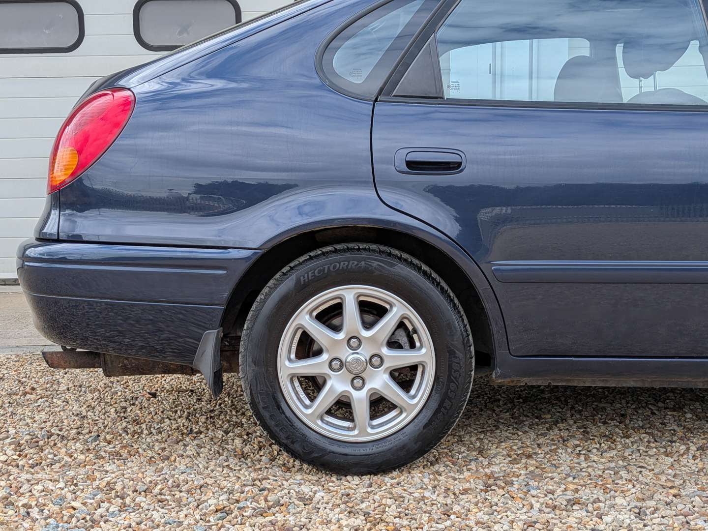 <p>2000 TOYOTA COROLLA VVTI GLS</p>