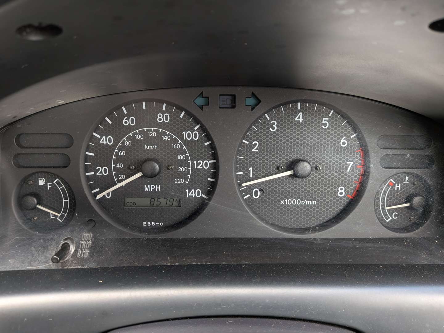 <p>2000 TOYOTA COROLLA VVTI GLS</p>