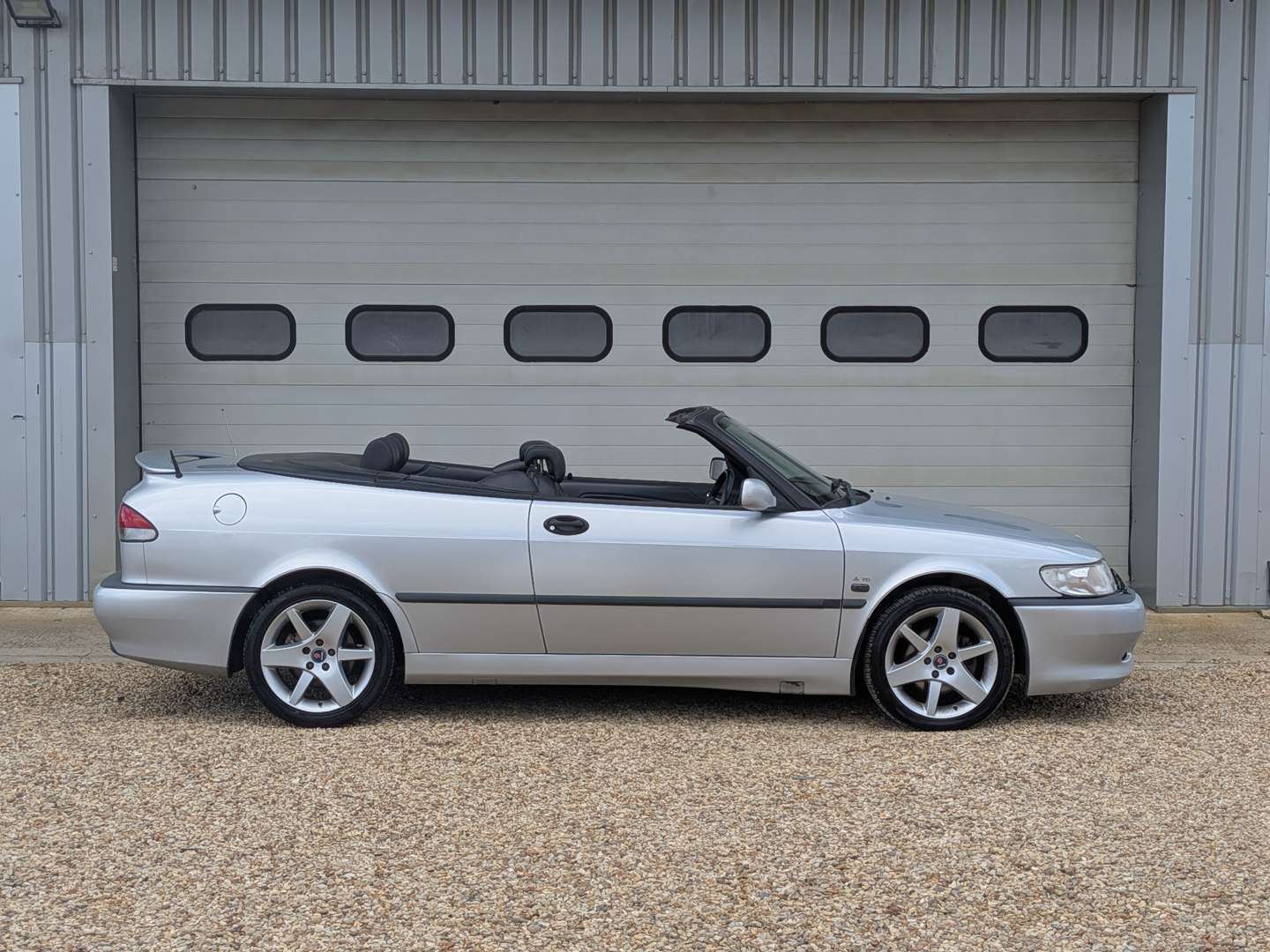 <p>2001 SAAB 93 AERO CONVERTIBLE</p>