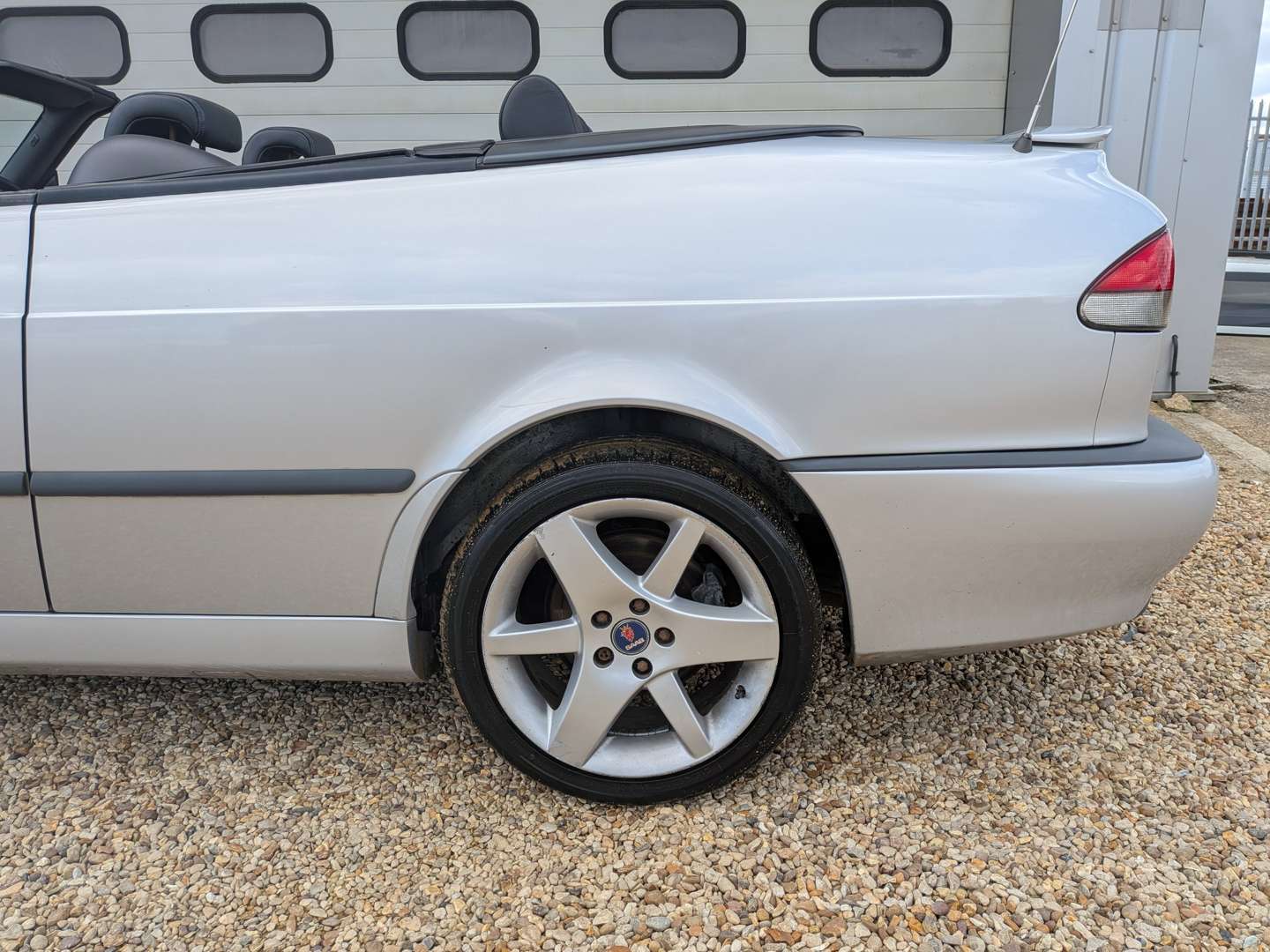 <p>2001 SAAB 93 AERO CONVERTIBLE</p>
