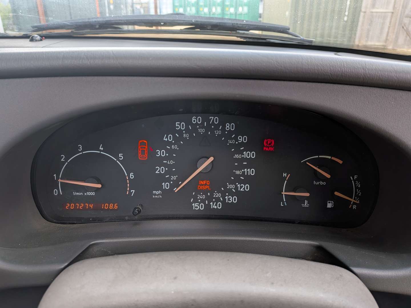 <p>2001 SAAB 93 AERO CONVERTIBLE</p>