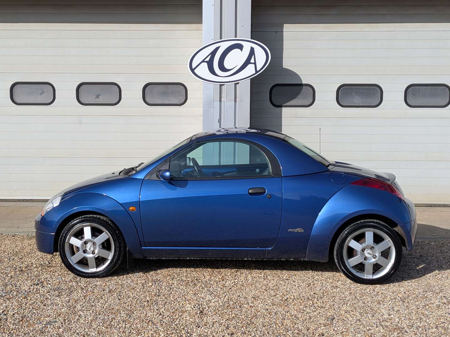 <p>2005 FORD STREETKA WINTER</p>