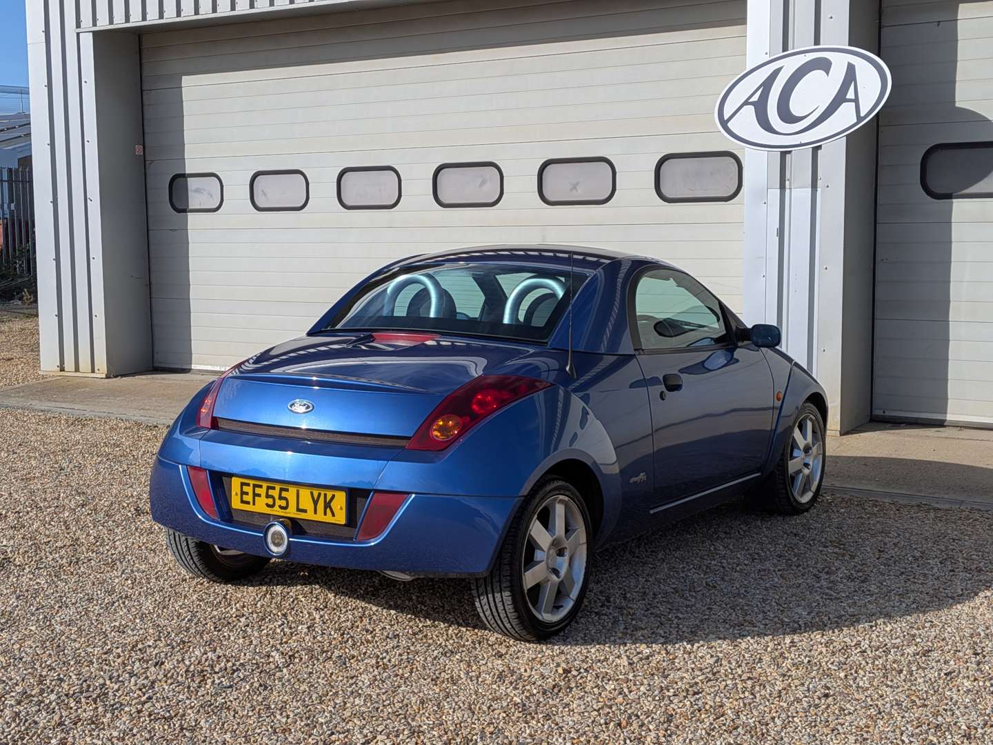<p>2005 FORD STREETKA WINTER</p>