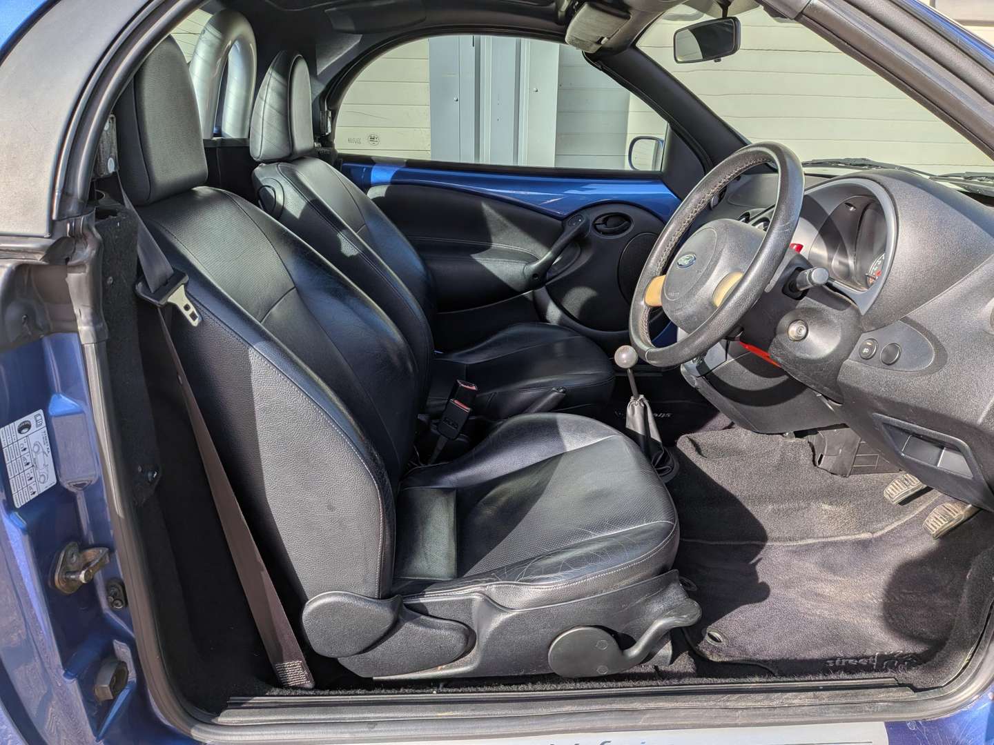 <p>2005 FORD STREETKA WINTER</p>