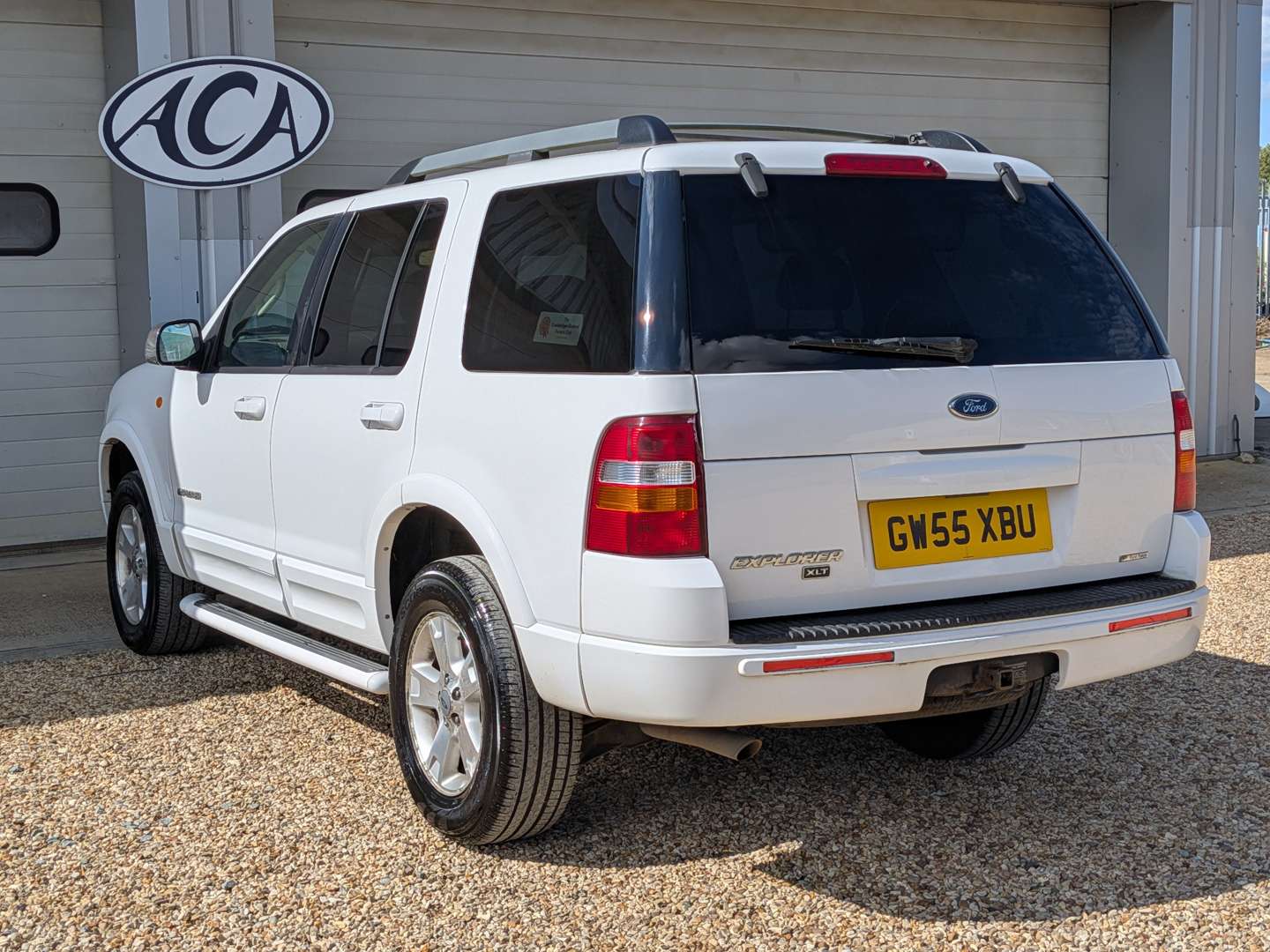 <p>2005 FORD EXPLORER XLT 4X4</p>