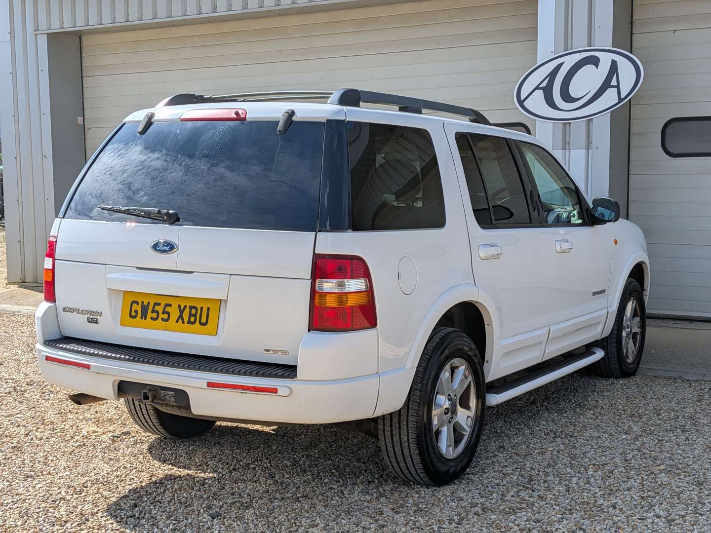 <p>2005 FORD EXPLORER XLT 4X4</p>