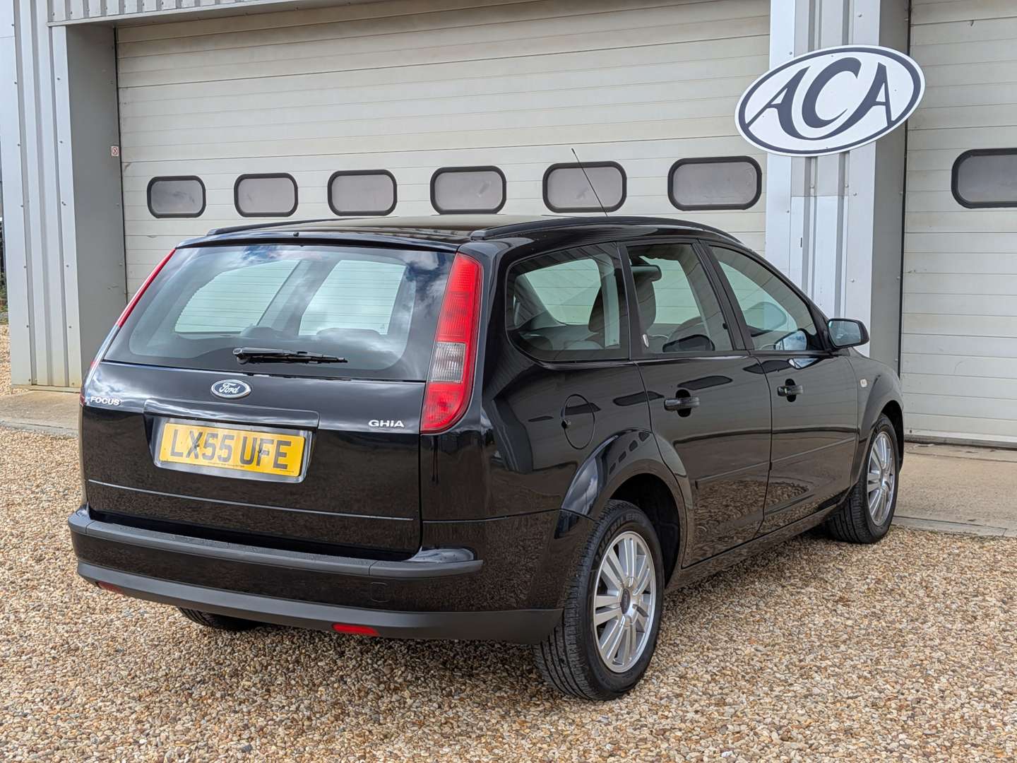 <p>2005 FORD FOCUS GHIA T - UNDER 30K MILES FROM NEW</p>