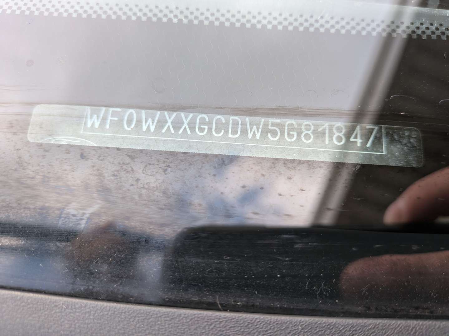 <p>2005 FORD FOCUS GHIA T - UNDER 30K MILES FROM NEW</p>