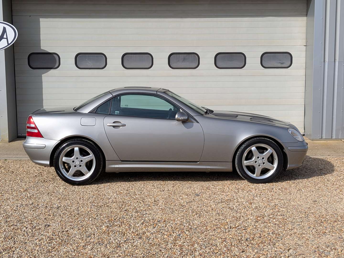 <p>2004 MERCEDES SLK 320 R170 AUTO</p>