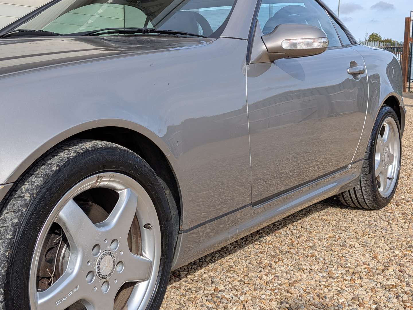<p>2004 MERCEDES SLK 320 R170 AUTO</p>