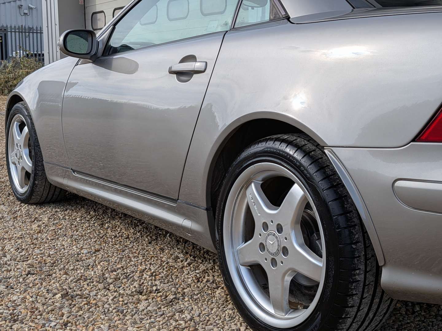 <p>2004 MERCEDES SLK 320 R170 AUTO</p>