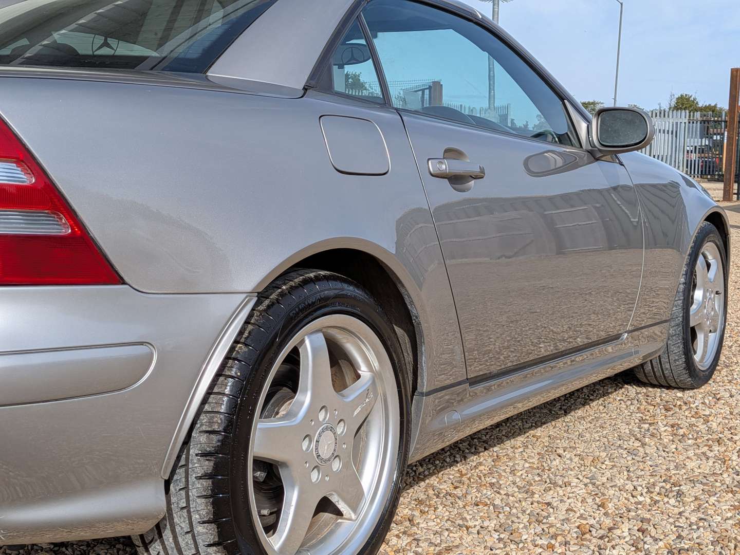 <p>2004 MERCEDES SLK 320 R170 AUTO</p>
