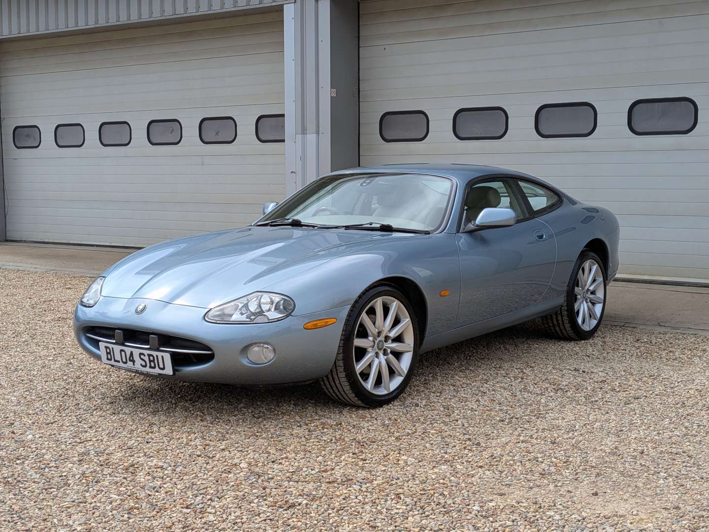 <p>2004 JAGAUR XK8 COUPE AUTO</p>