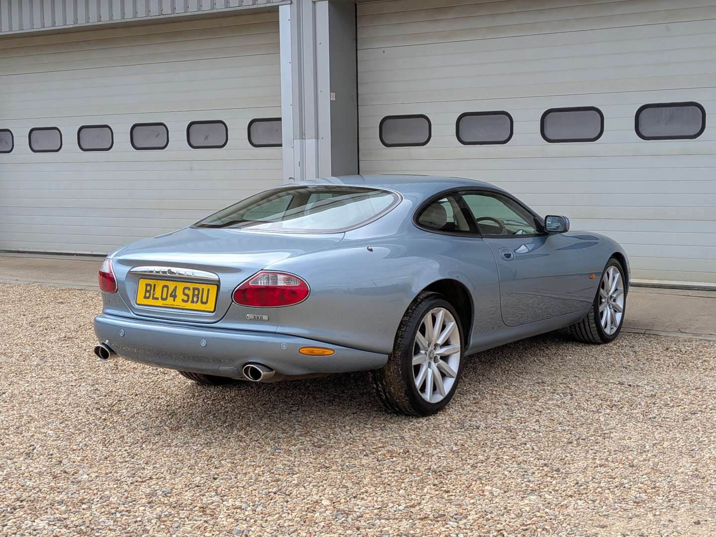 <p>2004 JAGUAR XK8 4.2 COUPE AUTO</p>