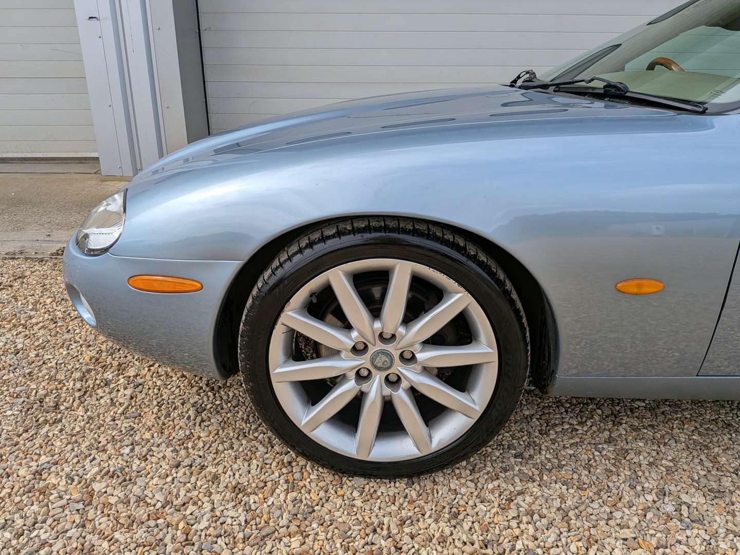 <p>2004 JAGUAR XK8 4.2 COUPE AUTO</p>