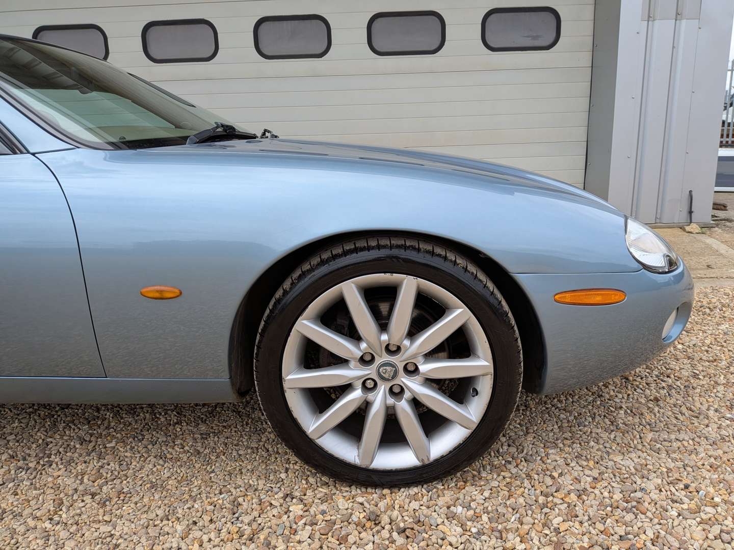 <p>2004 JAGUAR XK8 4.2 COUPE AUTO</p>