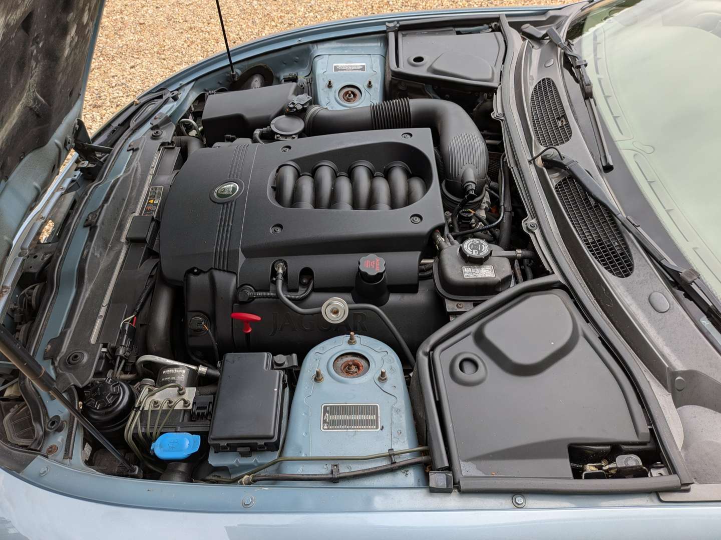<p>2004 JAGUAR XK8 4.2 COUPE AUTO</p>