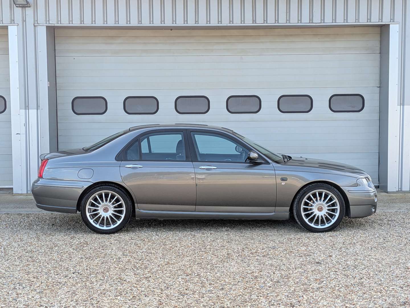 <p>2004 MG ZT+ CDTI AUTO</p>