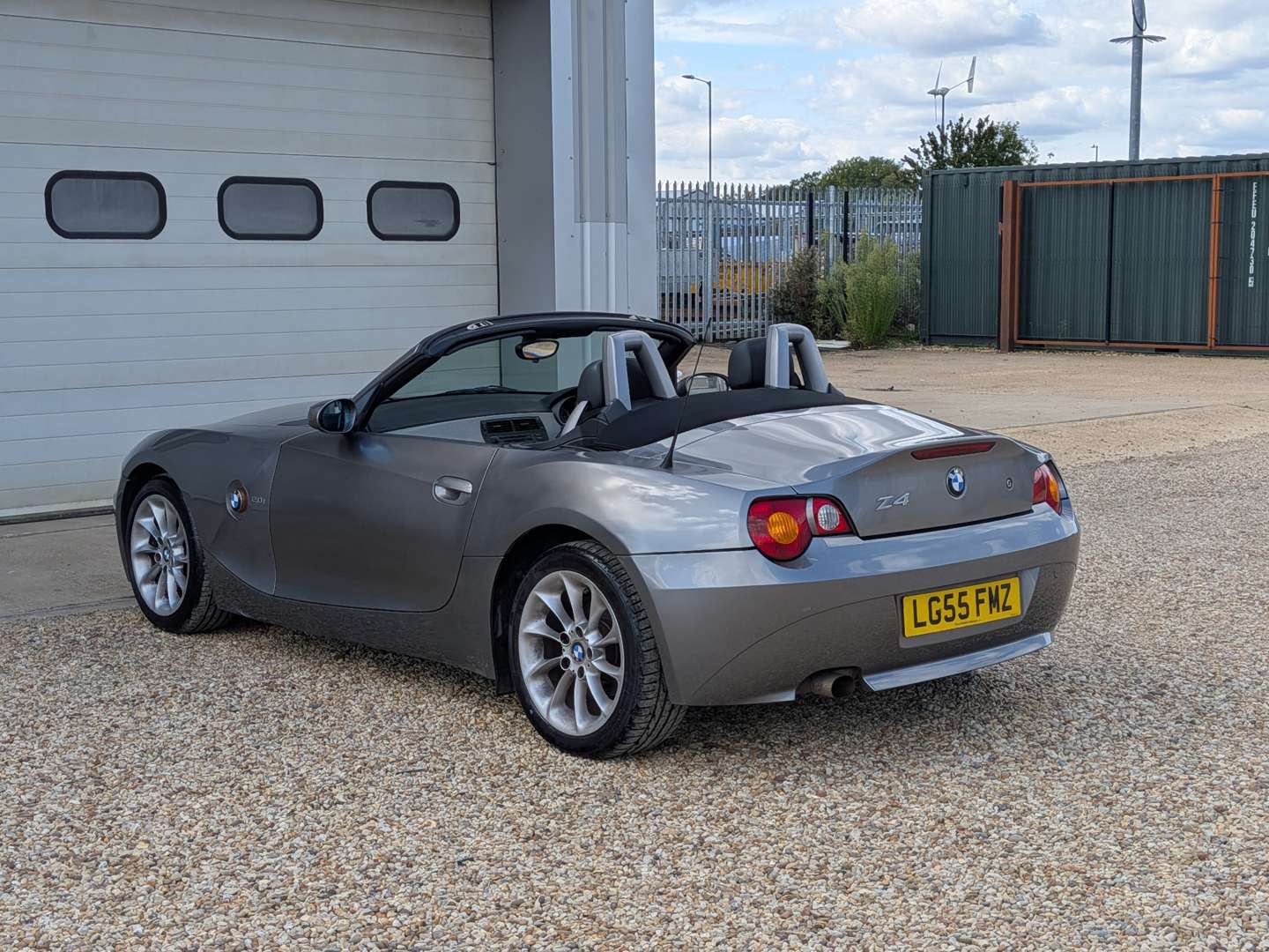 <p>2005 BMW Z4 ROADSTER</p>