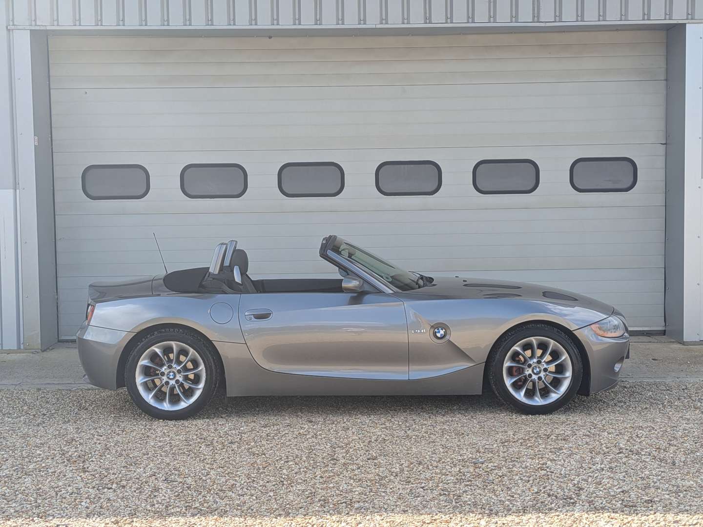 <p>2005 BMW Z4 ROADSTER</p>