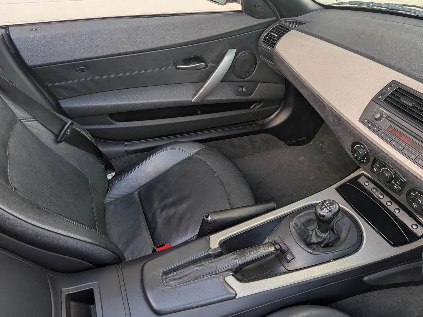 <p>2005 BMW Z4 ROADSTER</p>