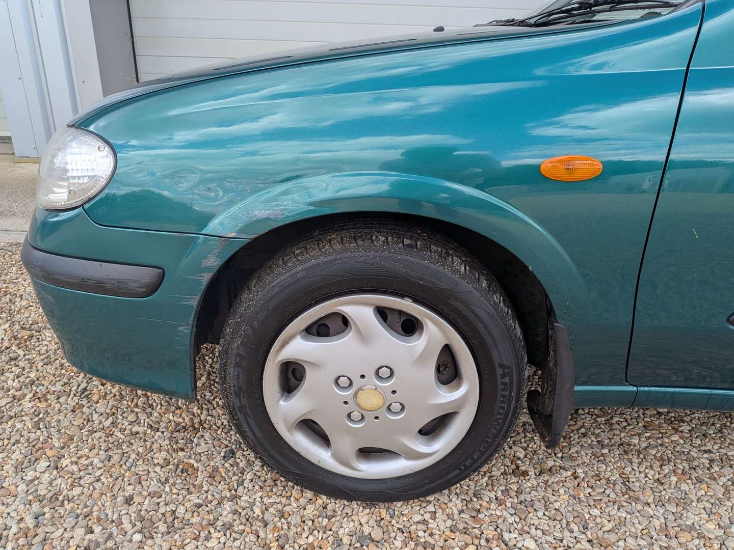 <p>2001 NISSAN ALMERA SE</p>