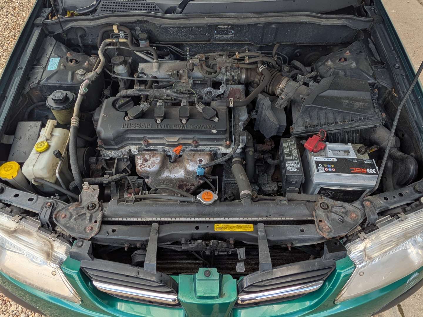 <p>2001 NISSAN ALMERA SE</p>