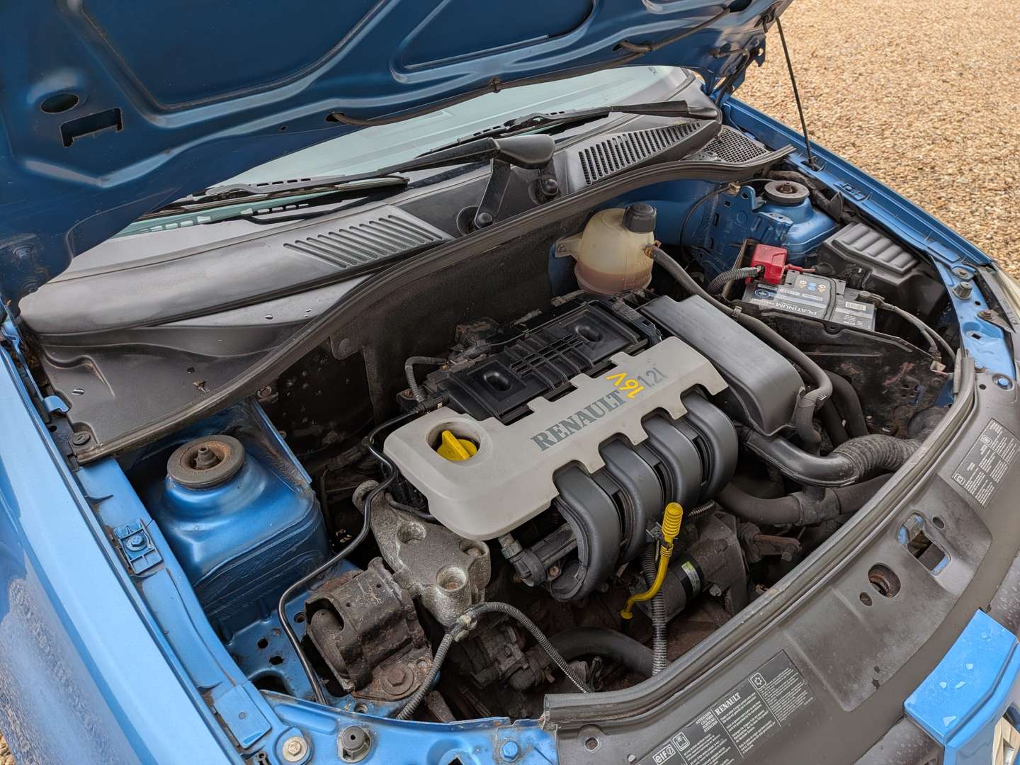 <p>2003 RENAULT CLIO EXPRESSION 16V</p>