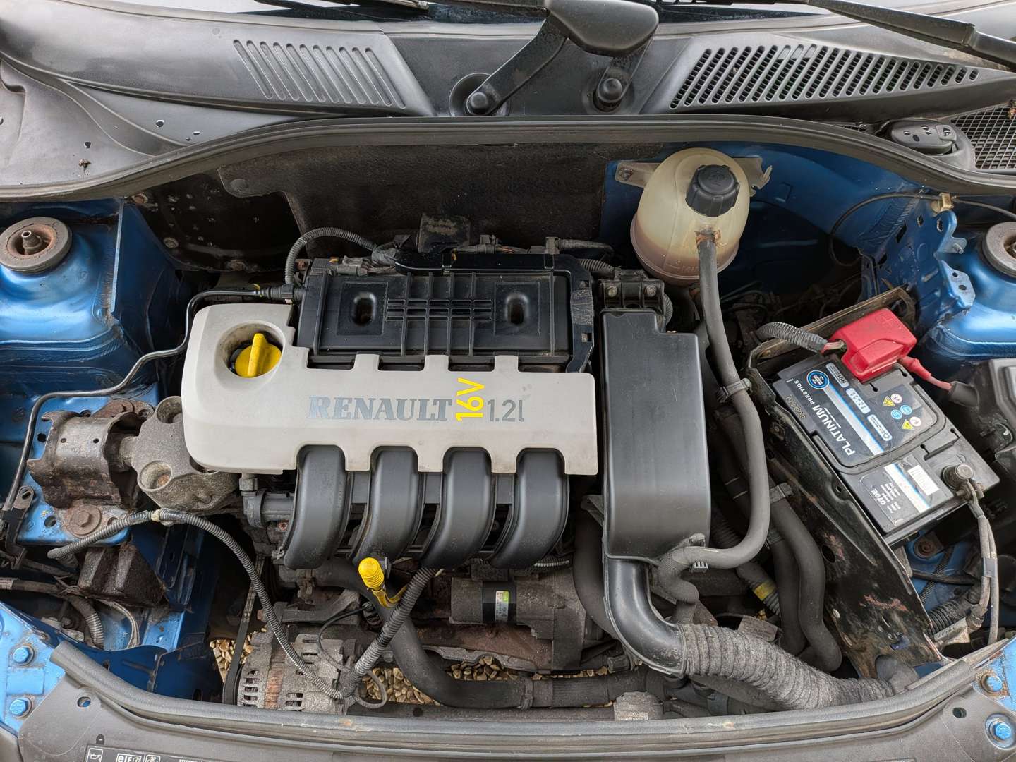 <p>2003 RENAULT CLIO EXPRESSION 16V</p>