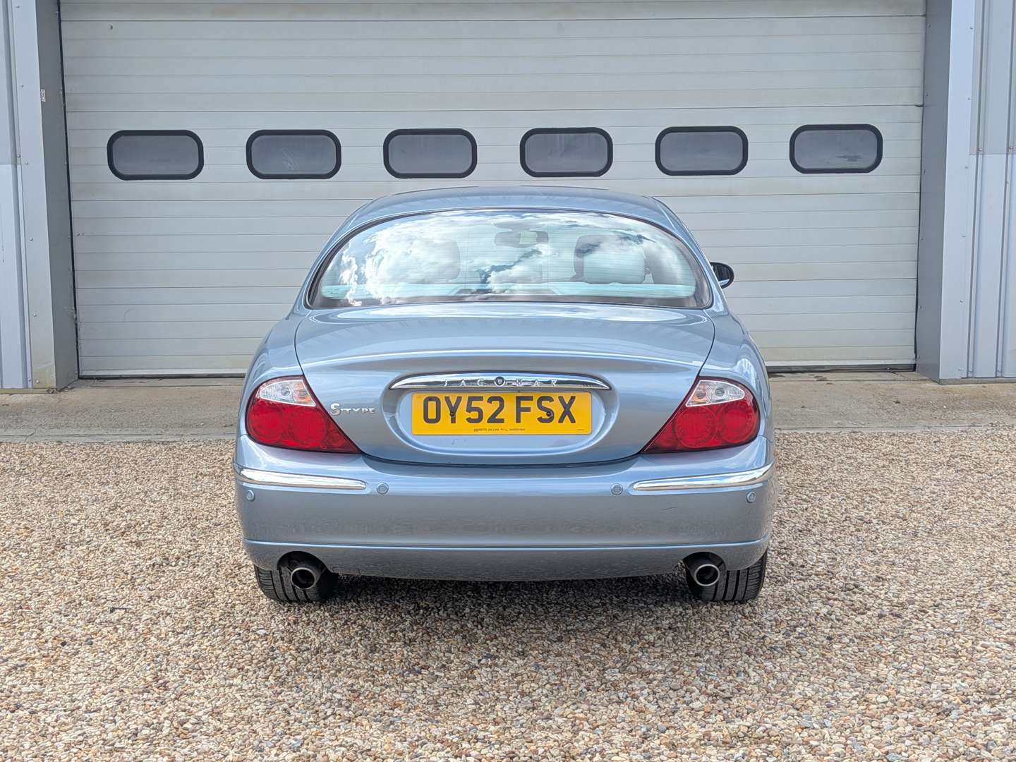 <p>2002 JAGUAR S-TYPE V6 SE AUTO</p>