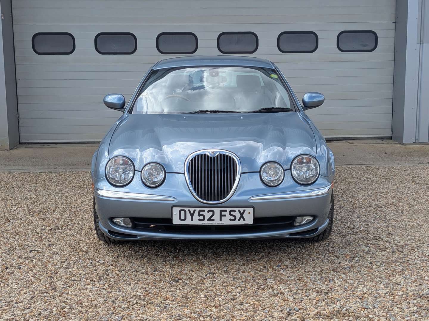 <p>2002 JAGUAR S-TYPE V6 SE AUTO</p>