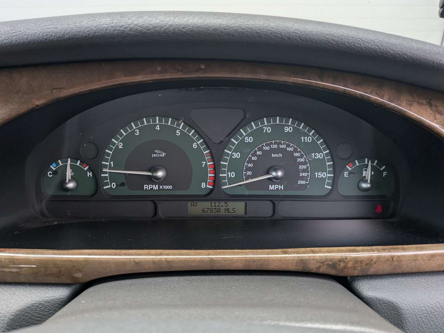 <p>2002 JAGUAR S-TYPE V6 SE AUTO</p>